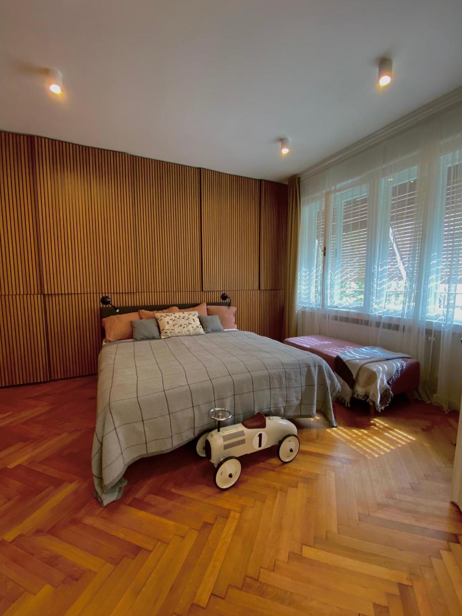 Franakrala Apartment In Old Town Close To Presidential Palace บราติสลาวา ภายนอก รูปภาพ